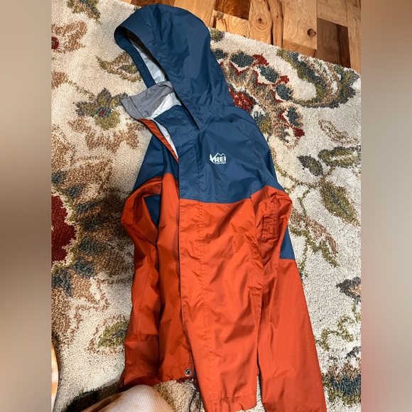 Jackets & Blazers - REI rain jacket